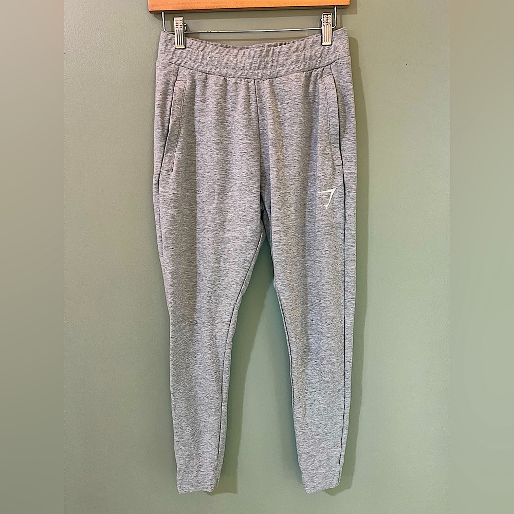 Gymshark Heather Grey Sweatpants Men’s Sz extra small Jogger